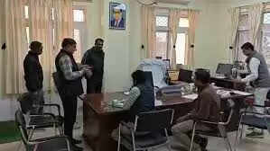 सिरोही मेडिकल कॉलेज रिश्वत कांड: प्रिंसिपल के लिए संविदा कर्मी करता था वसूली, बोला—‘पैसा ऊपर तक जाता है’