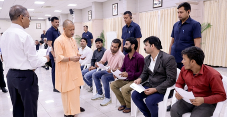 समय सीमा के अंदर समस्याओं का निस्तारण करे प्रशासन : सीएम योगी