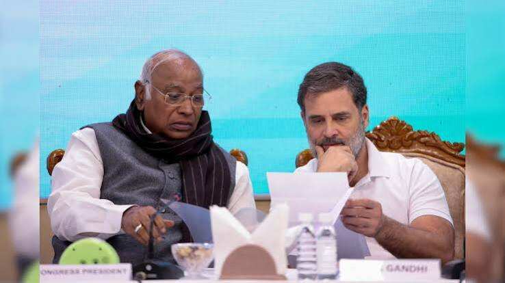 गहलोत बंगले पर BAP कार्यकर्ताओं की जॉइनिंग को लेकर डोटासरा का तंज, वीडियो में बोले- 'कांग्रेस के लिए काम करूंगा, किसी व्यक्ति की ब्रांडिंग के लिए नहीं'