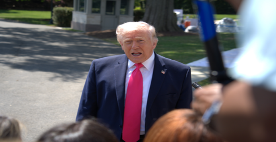 होर्मुज स्ट्रेट खुला, ईरान पर अमेरिकी नाकेबंदी जारी: डोनाल्ड ट्रंप