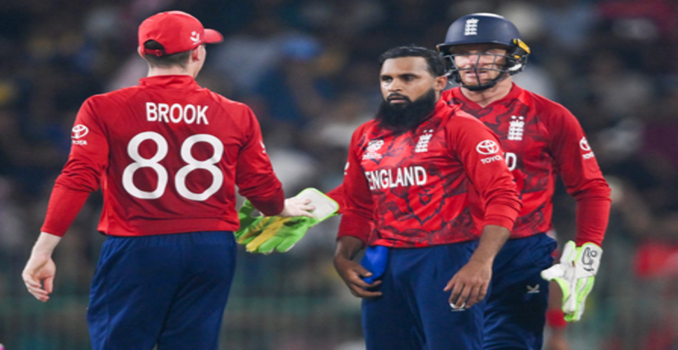 टी20 वर्ल्ड कप: इंग्लैंड के स्पिनर्स का चला जादू, न्यूजीलैंड ने 7 विकेट खोकर बनाए 159 रन