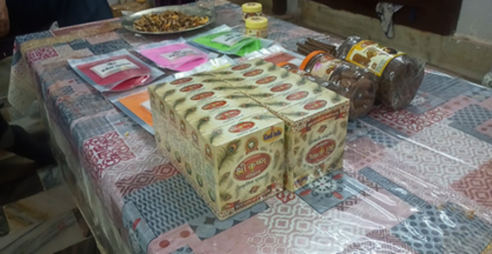 ग्वालियर : पीएमईजीपी योजना से मीनाक्षी के सपनों को मिले पंख, सफल उद्यमी बनकर रोजगार भी दे रहीं