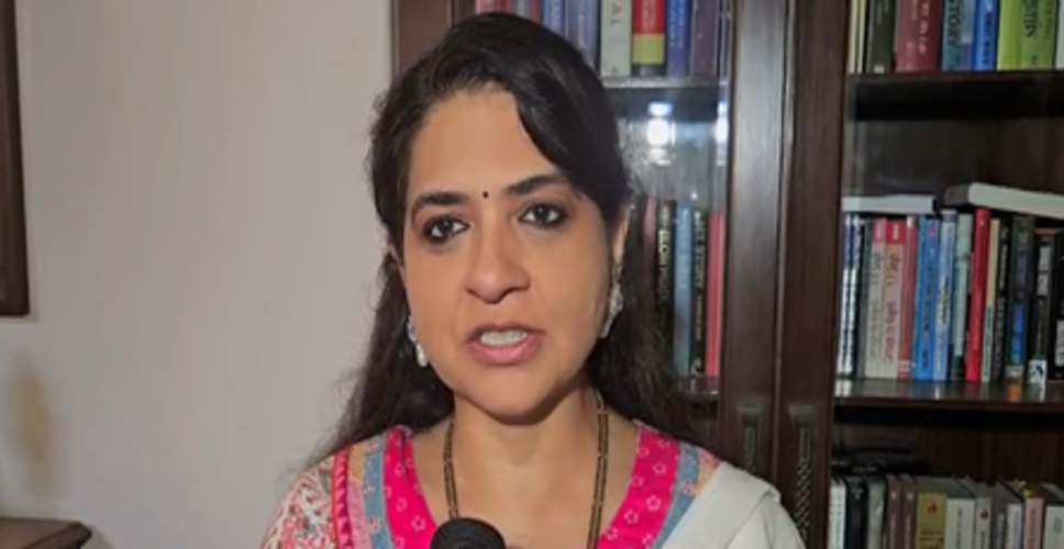 'एआईएमआईएम आतंकवादी पार्टी', नितेश राणे के समर्थन में आई शिवसेना, शाइना एनसी ने राहुल गांधी पर भी बोला हमला