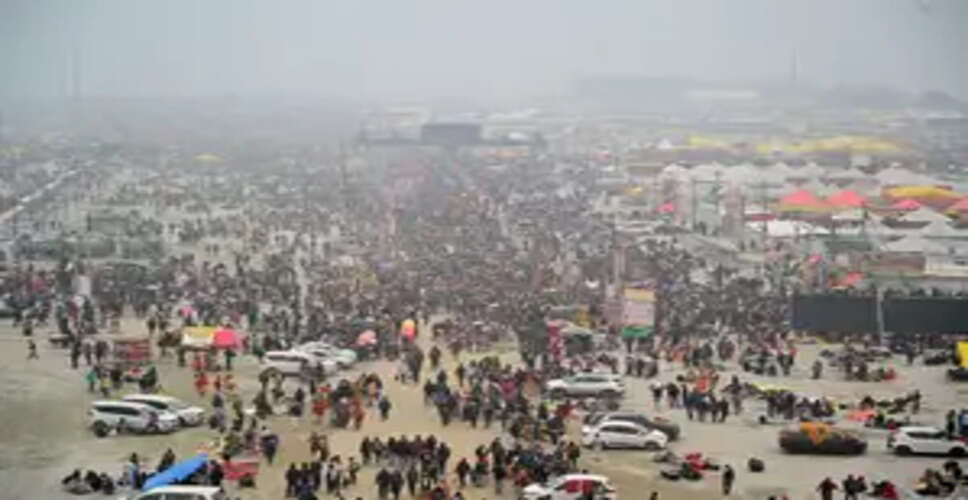 सोशल मीडिया पर नंबर वन ट्रेंड बना हैश टैग महाकुंभ अमृत स्नान