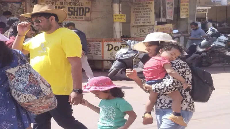 जैसलमेर में बढ़ने लगी गर्मी, दिन का पारा 38 डिग्री के पार