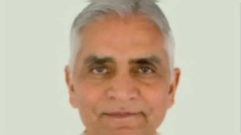 अजमेर: जमीन विवाद मामले में पूर्व IAS अधिकारी महेश चंद्र शर्मा को कोर्ट का नोटिस, बढ़ीं मुश्किलें