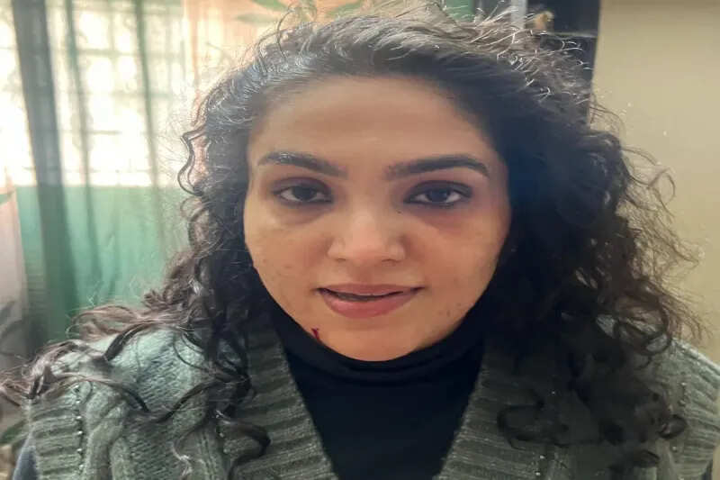 भाजपा नेत्री नीरजा शर्मा और बहन के खिलाफ मारपीट और प्रताड़ना का मामला दर्ज