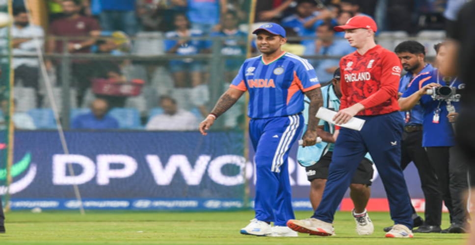 भारत बनाम इंग्लैंड: 25 हजार में बिक रहा था सेमीफाइनल का टिकट, एक शख्स गिरफ्तार