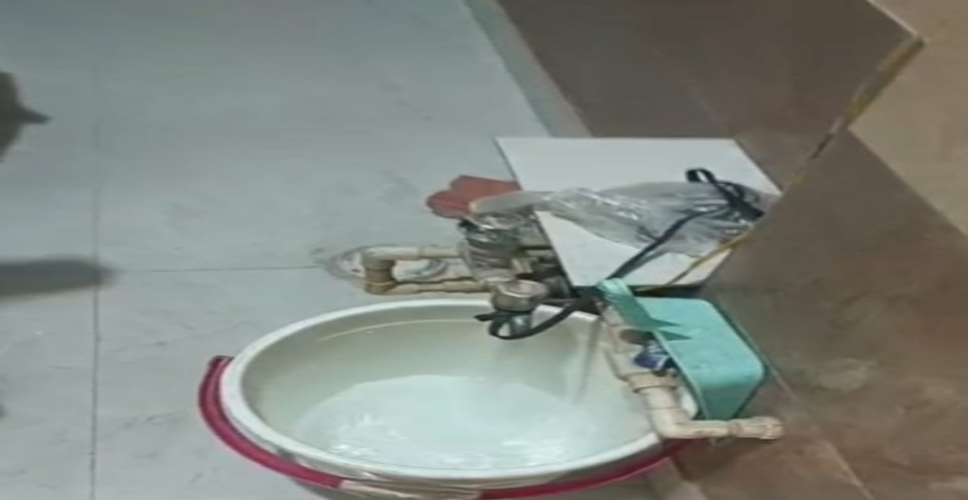 ग्रेटर नोएडा के डेल्टा वन में दूषित जलापूर्ति की शिकायत पर प्राधिकरण अलर्ट, जांच में सीवर मिश्रण के साक्ष्य नहीं मिले