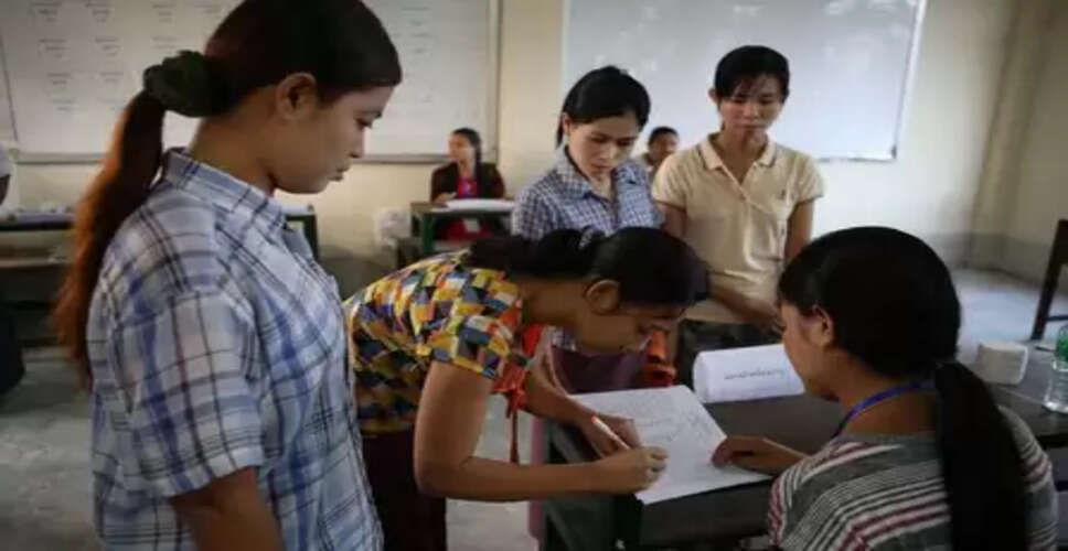 पांच साल के गृहयुद्ध के बाद म्यांमार में पहले चरण का मतदान, महिला उम्मीदवारों की बढ़ी संख्या