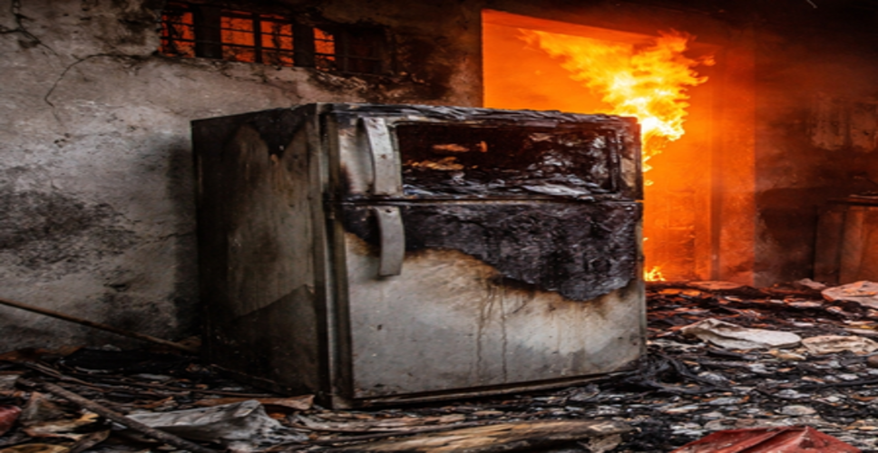 तेलंगाना: निर्मल शहर में फ्रिज फटने से दो की जलकर मौत