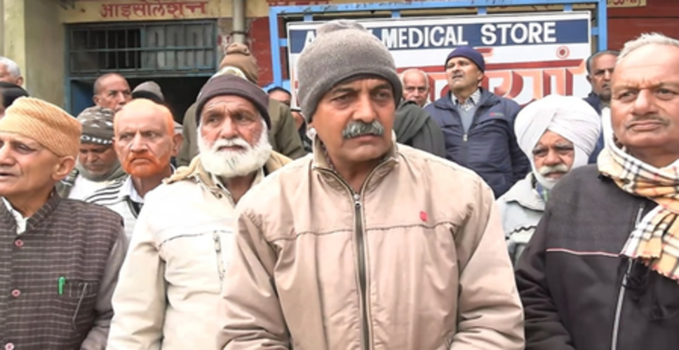 हिमाचल प्रदेश में एचआरटीसी पेंशनर्स का सरकार के खिलाफ प्रदर्शन, समय पर पेंशन नहीं मिलने से बढ़ा आक्रोश