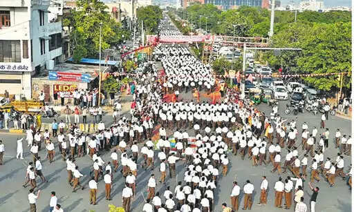 जयपुर में RSS के शताब्दी वर्ष पर ‘उद्भव-2026’ पथ संचलन, 2700 स्वयंसेवकों ने की कदमताल