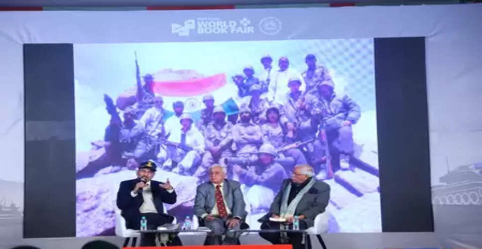 जबरदस्त गोलाबारी के बीच शत्रु की योजना की विफल, विश्व पुस्तक मेले में सैन्य बलिदान को किया गया याद