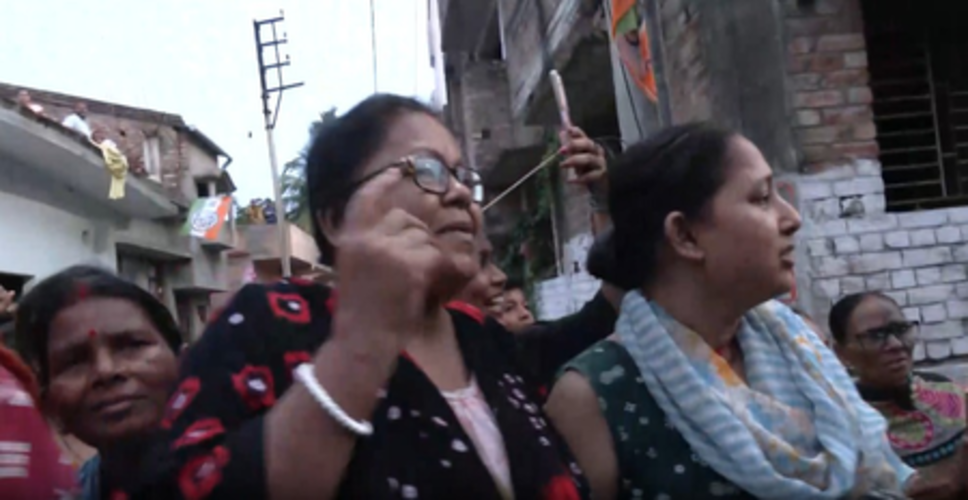 सोनारपुर में अभिषेक बनर्जी का विरोध, स्थानीय लोगों ने नौकरियां छीनने के लिए जिम्मेदार ठहराया