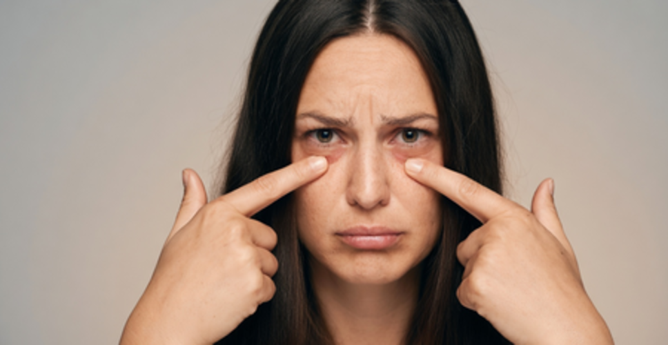 लगातार आंखों की सूजन को नजरअंदाज करना जोखिम भरा, हो सकता है किडनी से जुड़ी बीमारी का शुरुआती संकेत