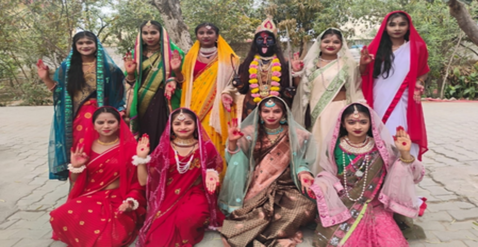 नवदुर्गा के नौ स्वरूपों पर आधारित नुक्कड़ नाटकों से दिया गया सशक्तिकरण का संदेश