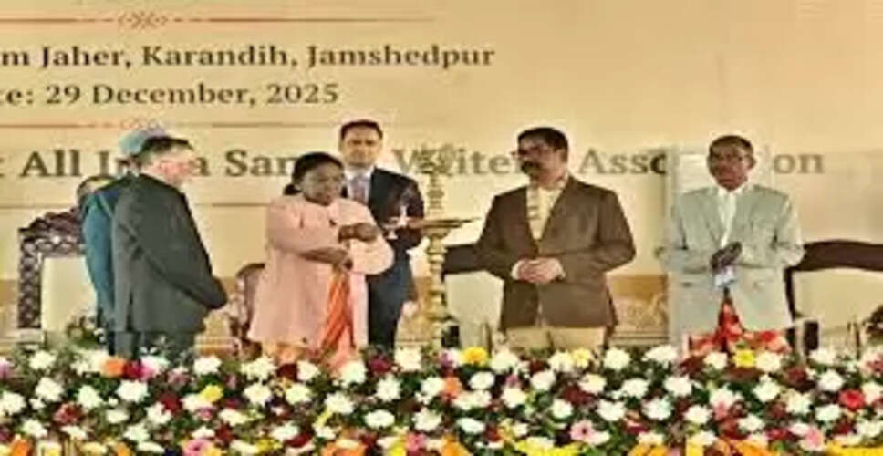 जमशेदपुर : शताब्दी समारोह में राष्ट्रपति मुर्मू ने गाया गीत, बोलीं- भाषा-संस्कृति और परंपरा का संरक्षण जरूरी