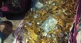 जयपुर में ज्वेलरी शॉप में बड़ी चोरी, वीडियो में जाने 45 लाख के गहने लेकर फरार हुए बदमाश