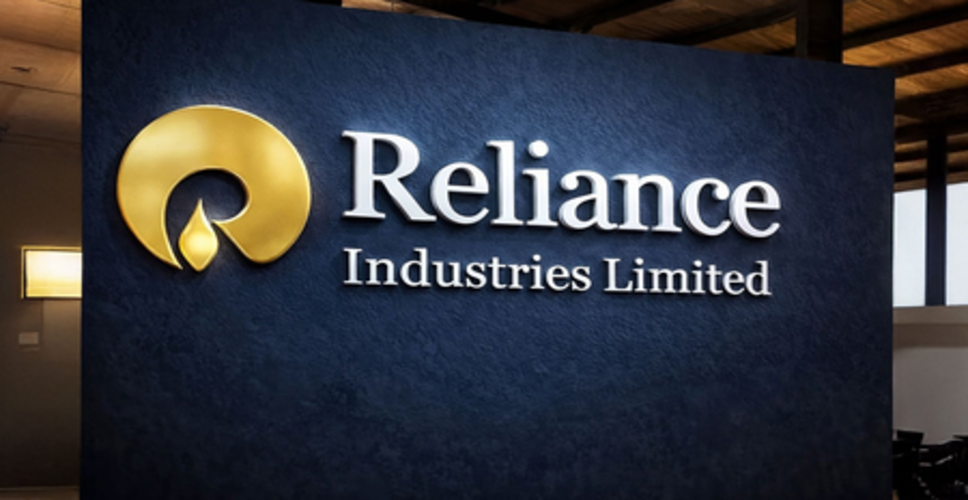 रिलायंस इंडस्ट्रीज ने ईरानी क्रूड खरीदने की खबरों का किया खंडन, रिपोर्ट्स को बताया 'बेबुनियाद'