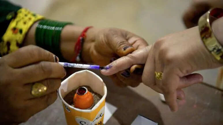 डूंगरपुर में 45370 मतदाताओं का पलायन, SIR में काटे गए 89771 वोटरों के नाम