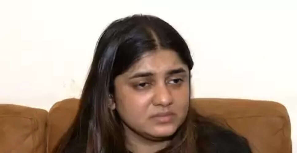 कुलदीप सेंगर विवाद पर बेटी का बड़ा दावा, 'पिता बेकसूर, सिर्फ कहानियां बनाई जा रहीं'