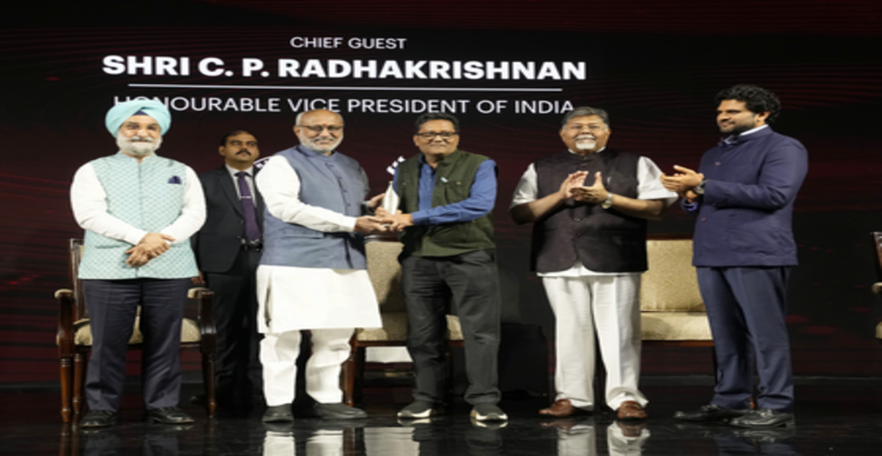 उपराष्ट्रपति ने 20वें रामनाथ गोयनका पत्रकारिता पुरस्कार समारोह को किया संबोधित