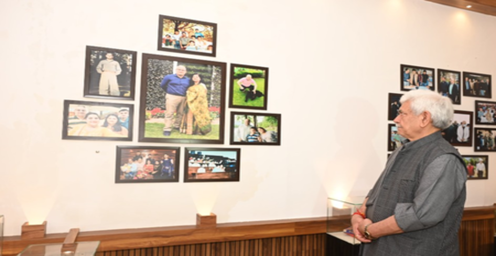 उपराज्यपाल ने राजौरी में डॉ. राज कुमार थापा स्मारक, संग्रहालय और पुस्तकालय का किया उद्घाटन