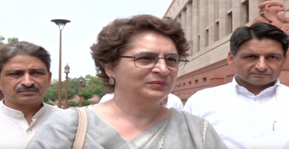 पश्चिम एशिया में जारी तनाव पर हम सब एकजुट रहें, भाजपा ने फैलाई गलतफहमी : प्रियंका गांधी वाड्रा
