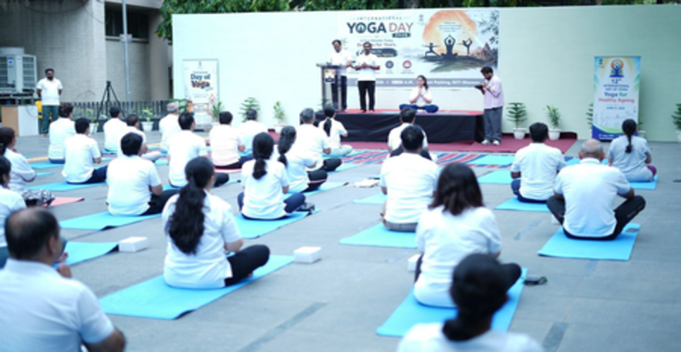 नीति आयोग ने मनाया योग दिवस, स्वस्थ वृद्धावस्था और वेलनेस को दिया बढ़ावा