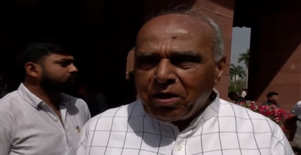 भाजपा सांसदों का विपक्ष पर हमला, लोकसभा में हंगामा और मर्यादा भंग करने का आरोप