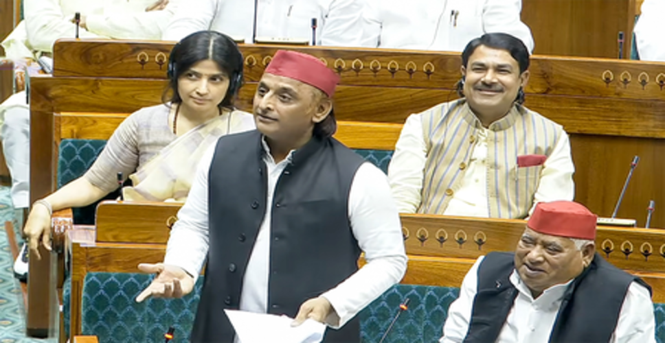 अखिलेश यादव का तंज, तुष्टीकरण के लिए लाया गया महिला आरक्षण बिल