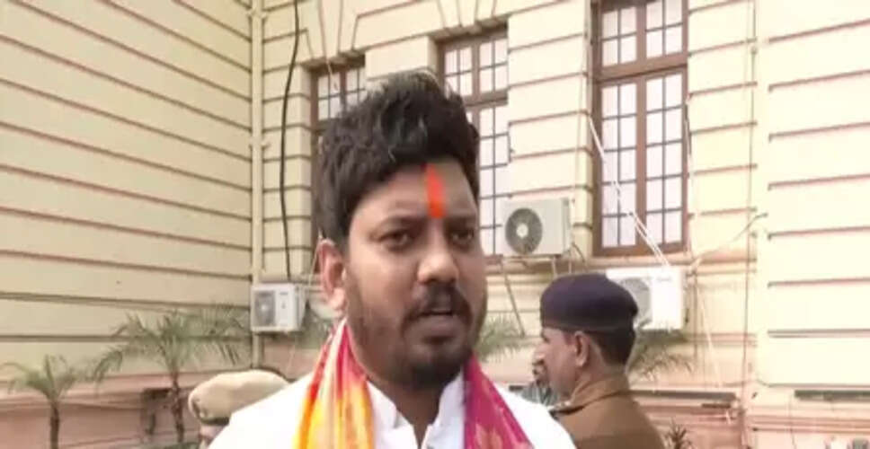 18वीं बिहार विधानसभा का पहला सत्र शुरू, नवनिर्वाचित विधायकों ने विकास के संकल्प दोहराए