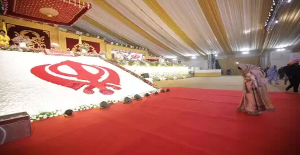 नई दिल्ली : सीएम रेखा गुप्ता कैबिनेट संग 8 दिसंबर को श्री हरमंदिर साहिब में टेकेंगी मत्था