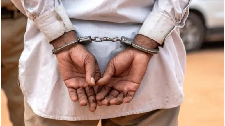 बीकानेर: स्कूल जा रही छात्रा से चलती कार में गैंगरेप, गुजरात भागा आरोपी, 48 घंटे में पुलिस ने ऐसे किया खेल खत्म