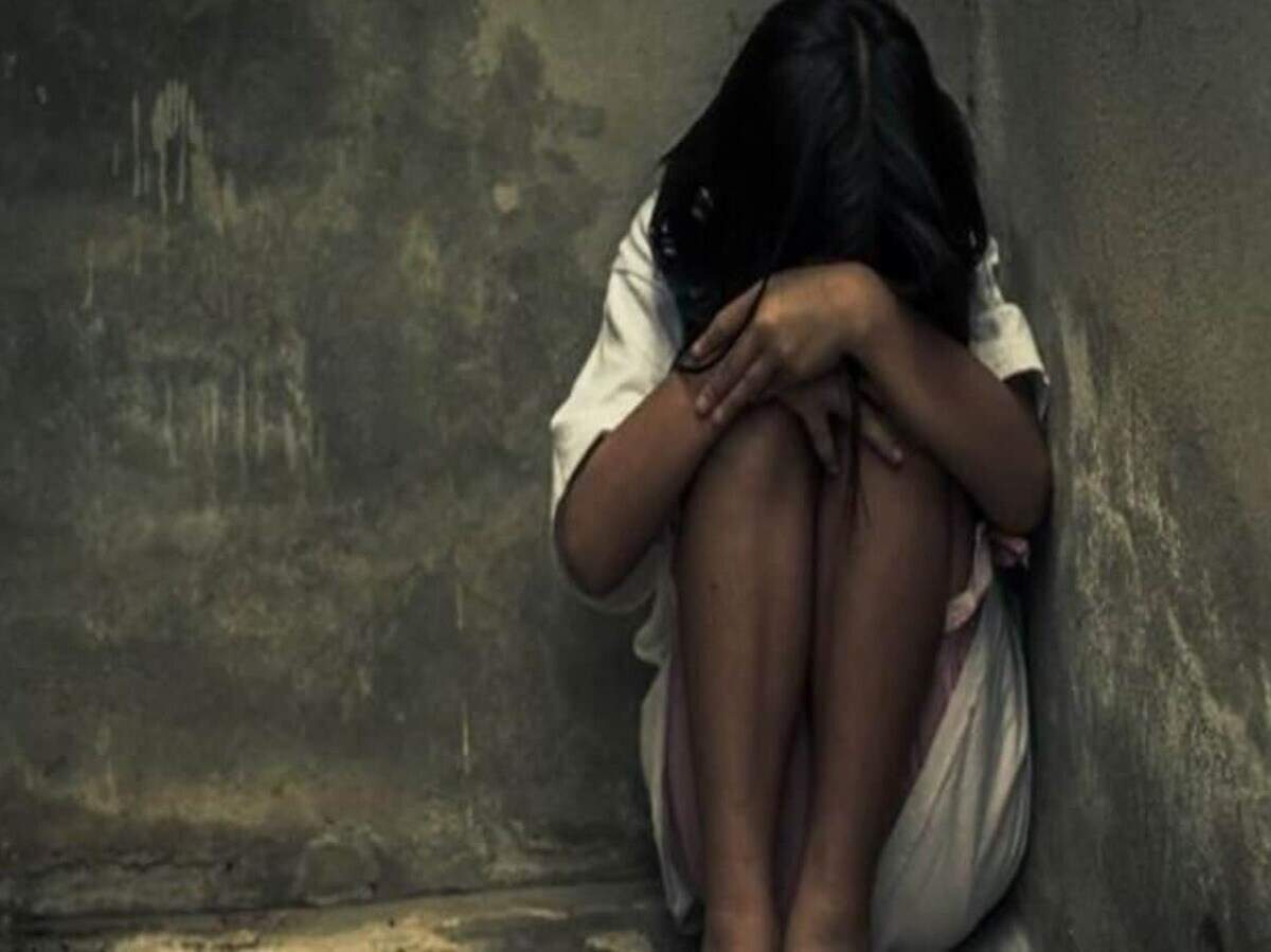 कोटा में इंस्टाग्राम दोस्ती के बाद महिला से दुष्कर्म, वीडियो में देखें एक आरोपी गिरफ्तार, दूसरा फरार