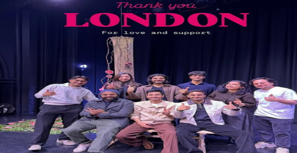 लंदन में छाया अमोल पराशर का शो 'बेशर्म आदमी', शानदार रिस्पॉन्स के बाद ग्लोबल टूर की तैयारी