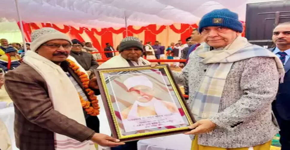 प्रधानमंत्री मोदी के नेतृत्व में महामाना और अटल के सपने हो रहे साकार: उपराज्यपाल