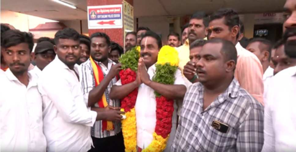 एआईएडीएमके छोड़ टीवीके में शामिल हुए रेड्डीरपट्टी नारायणन ने नांगुनेरी से ठोंकी ताल