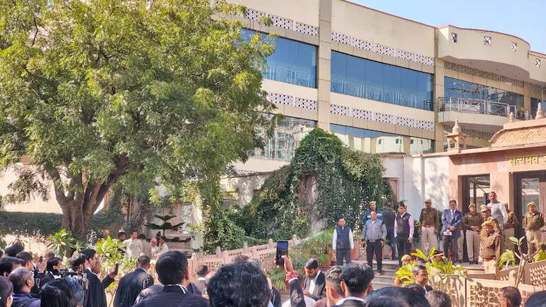 राजस्थान हाईकोर्ट को बम से उड़ाने की मिली धमकी, सुरक्षाकर्मियों ने तुरंत खाली करवाया पूरा परिसर