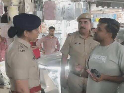 किशनगढ़ में ट्रैफिक सीओ ने वकील को मारा थप्पड़, VIDEO सामने आया; कार्रवाई की मांग पर वकीलों ने 3 घंटे किया प्रदर्शन