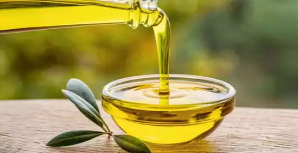 सर्दी से जकड़ रहा है शरीर तो अरंडी के तेल देगा जबरदस्त राहत, चेहरे को भी निखारे