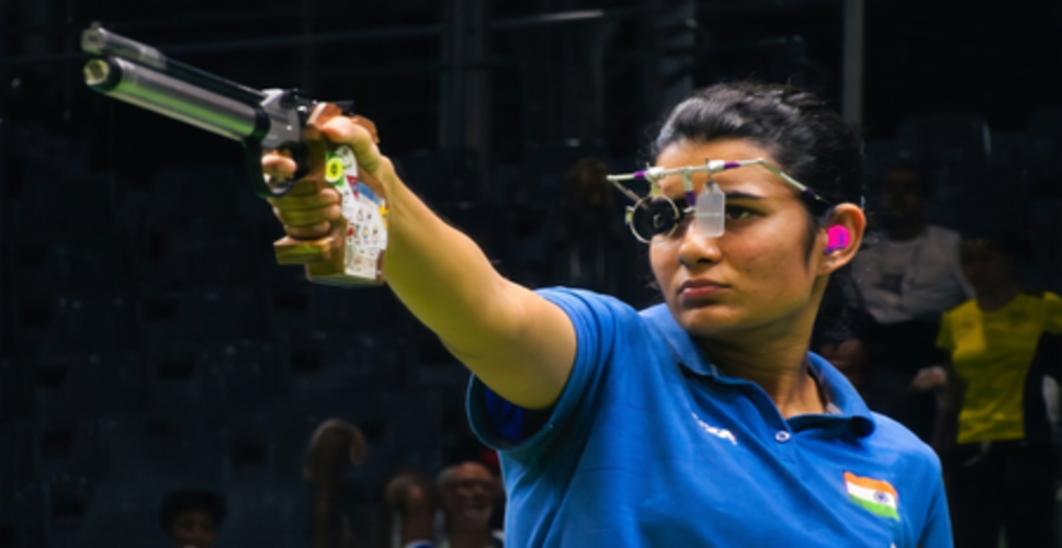 यशस्विनी देसवाल: भारतीय शूटर, जिन्होंने मनु भाकर को शिकस्त देकर जीता था गोल्ड