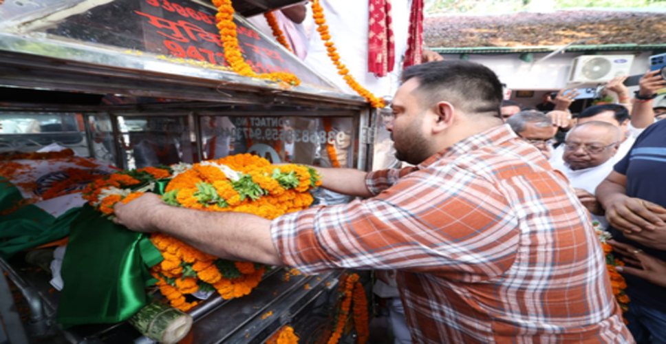 बिहार: राजद नेता बागी कुमार वर्मा का निधन, तेजस्वी यादव ने श्रद्धांजलि अर्पित की