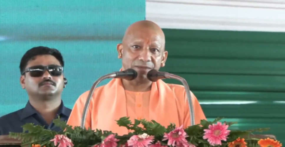 माफिया अब खुली जीप में पिस्टल लहराते हुए किसी हिंदू को धमका नहीं सकता : सीएम योगी