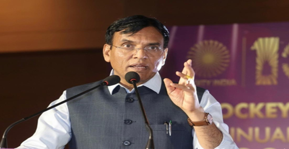 गुजरात: पोरबंदर दुर्घटना में चार युवकों की मौत पर मनसुख मांडविया ने शोक व्यक्त किया