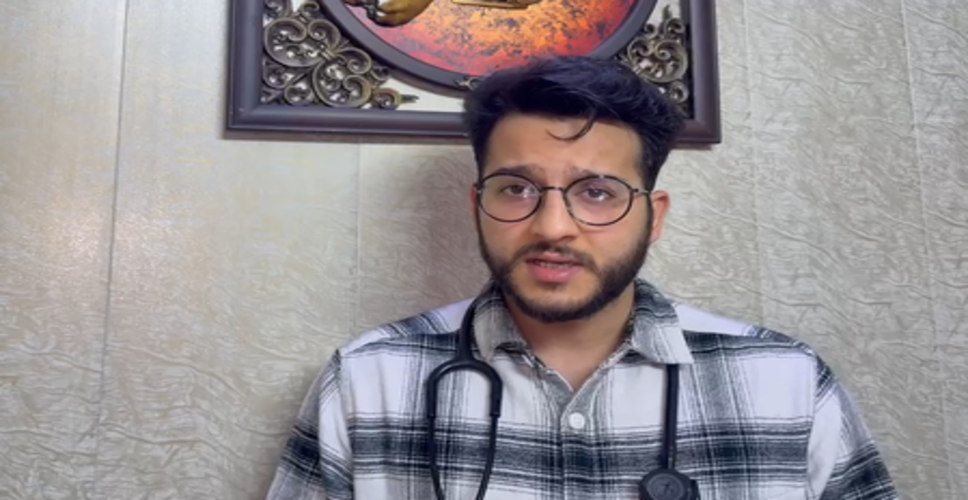 जम्मू-कश्मीर में स्टाइपेंड न बढ़ने से इंटर्न डॉक्टर नाराज, उपराज्यपाल से की दखल की मांग