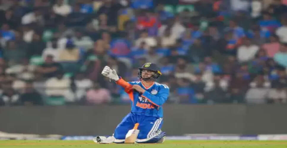 मुझे गेंद को देखना और परिस्थितियों के हिसाब से खुद को ढालना होता है: अभिषेक शर्मा