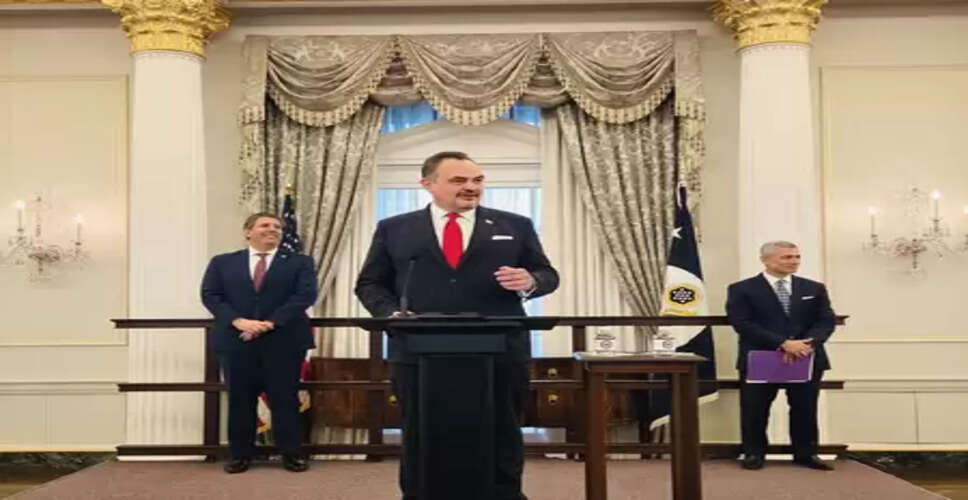 ब्रेंट क्रिस्टेंसन ने बांग्लादेश में अमेरिकी राजदूत के तौर पर ली शपथ