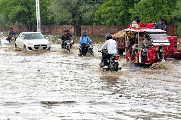 राजस्थान में बेमौसम बारिश और ओलावृष्टि का कहर, वीडियो में जाने हादसे में दो भाइयों की मौत